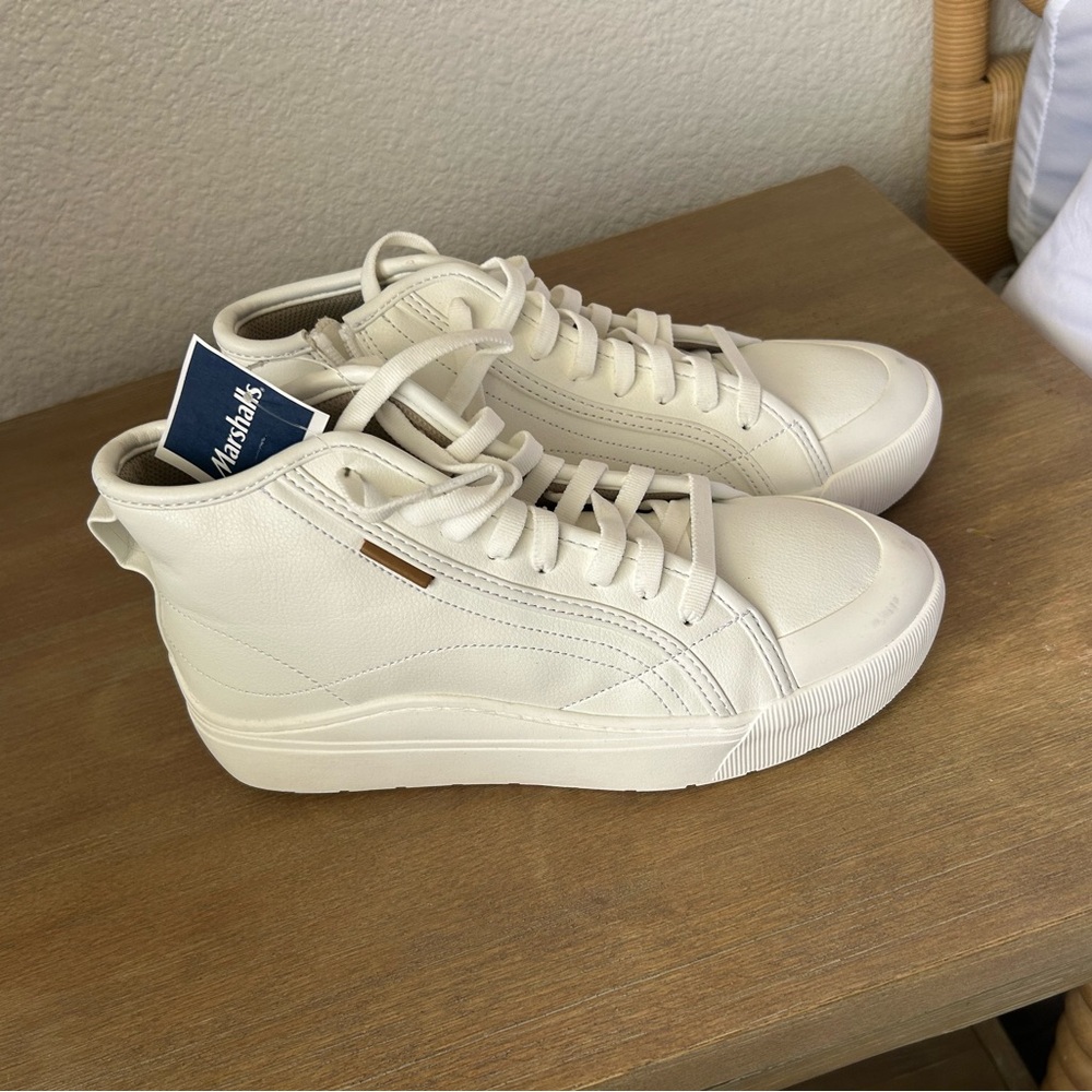 Dr. Scholl's Cream High-Top Sneakers